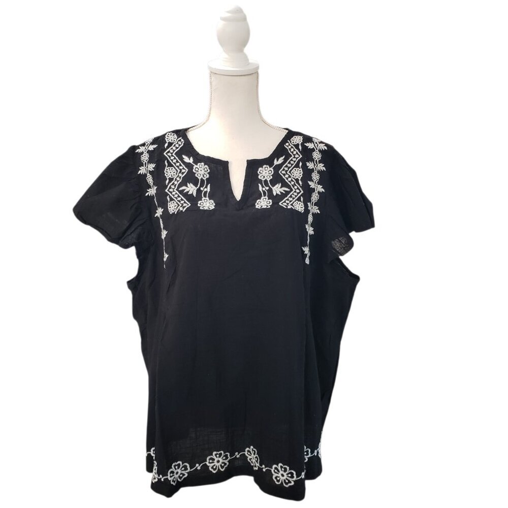 Jennifer & Grace Black Embroidered Boho Top Size 3X NWT - Picture 3 of 10